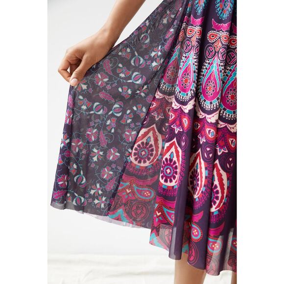 NWT Eva Franco Paisley Pleated Midi Skirt - Size 4 - Picture 4 of 6